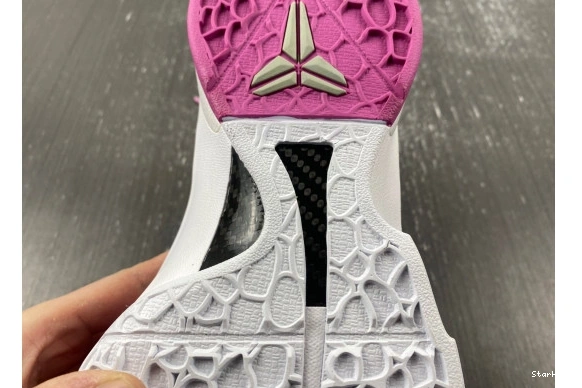 6 Kay  Pink Nike Think  429659-601 Kobe Yow 1115